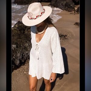 Sitano Sorrento Bell Sleeve Dress Aria Fabric In White Size S Resort Wear